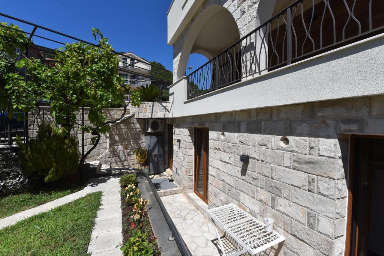 Buba Guest House Budva Eksteriør bilde